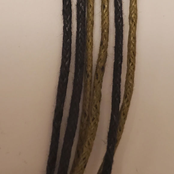 Abalone Shell Necklace Set - Picture 4 of 6